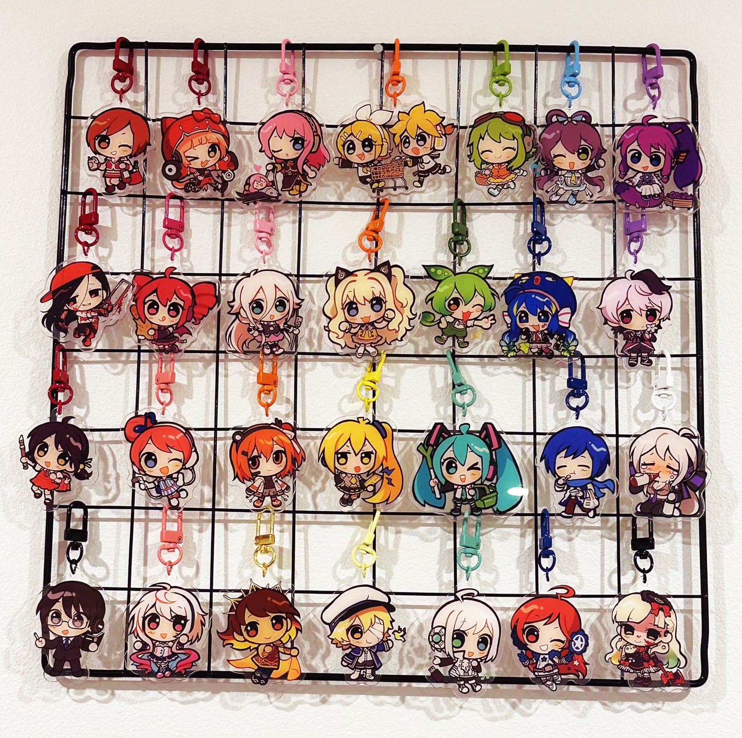 !NEW! VOCAL SYNTH Charms [PREORDER]